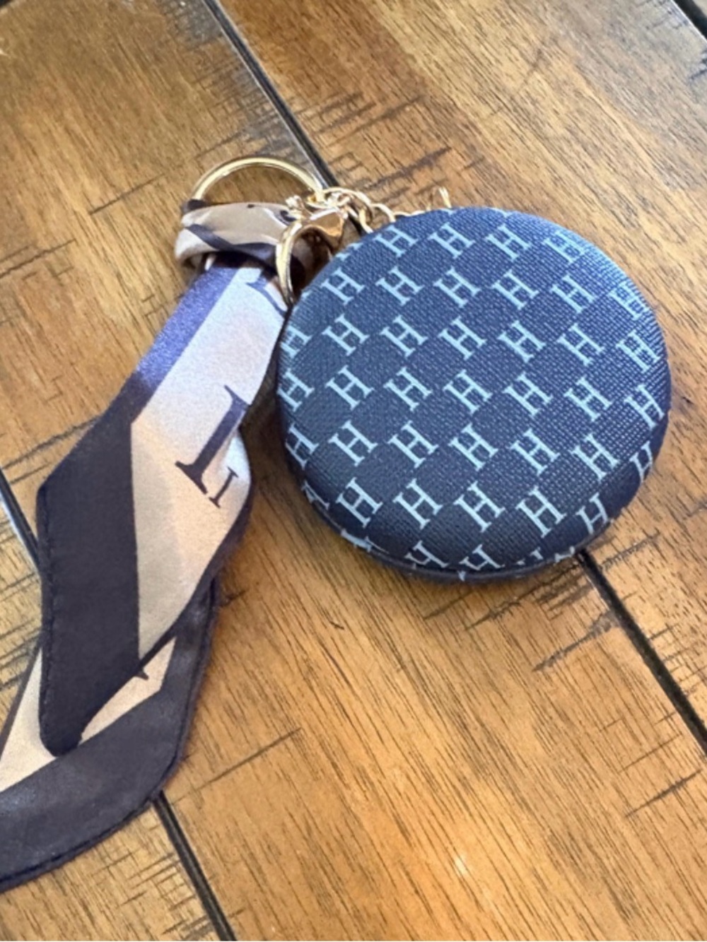 Blue Patterned Round Key & Card Holder with Scarf Accent